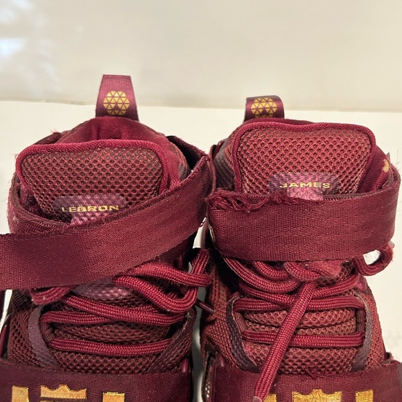 Men's Nike LeBron Soldier 9 Premium Basketball Shoes Sneakers Sz 10 Deep Garnet - Picture 6 of 10